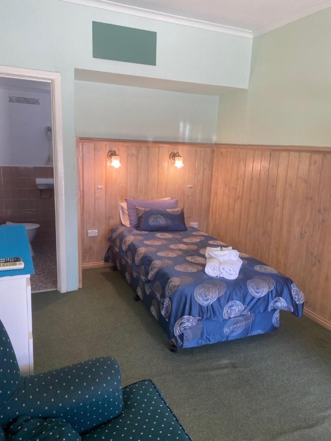 Paddle Steamer Motel Swan Hill Exterior photo